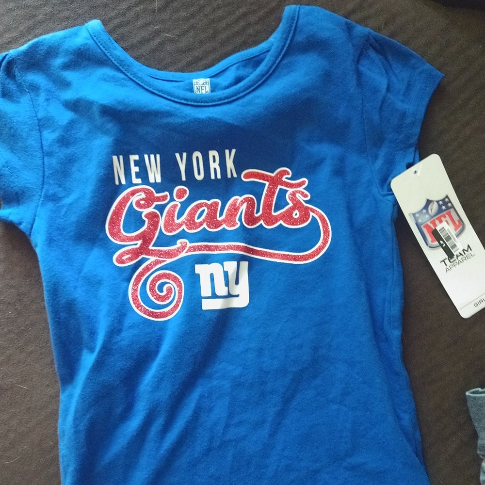 NWT little girl new York Giants shirt